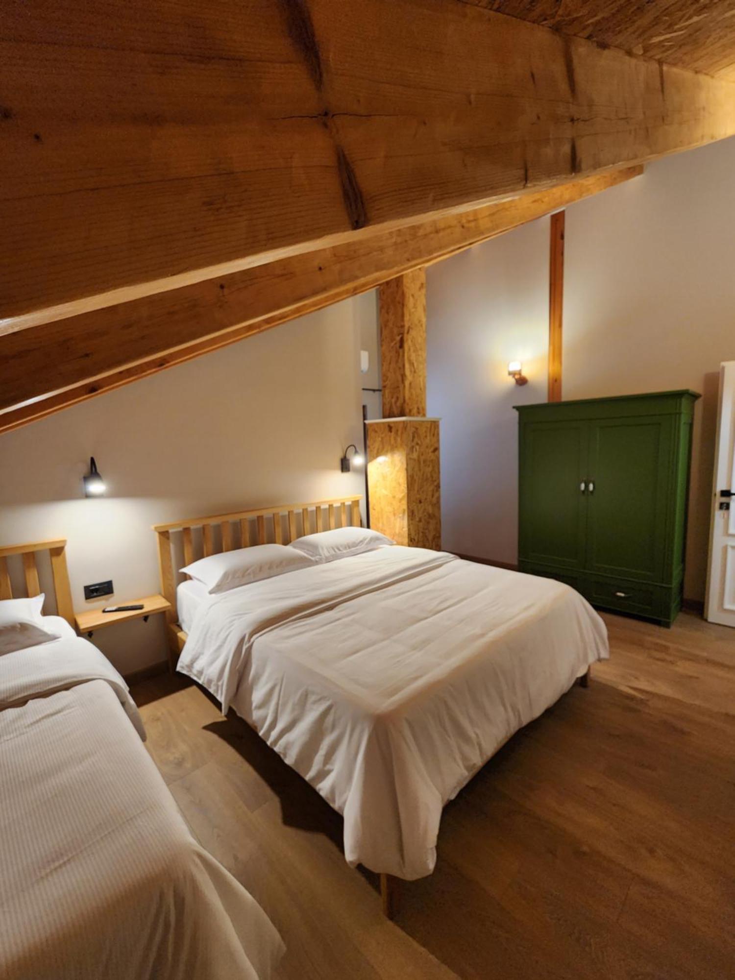 Kelcyre Guesthouse Te Avllia מראה חיצוני תמונה